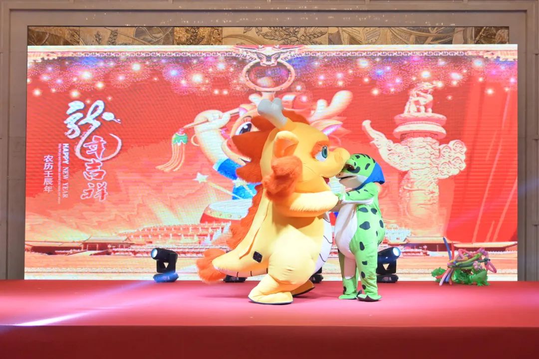 龙腾年·秉初心·创未来|六星彩网站装饰25周年主题年会圆满成功！