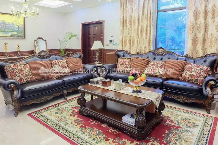 实拍六星彩网站装饰，美式古典样板房，体味得体有度的优雅