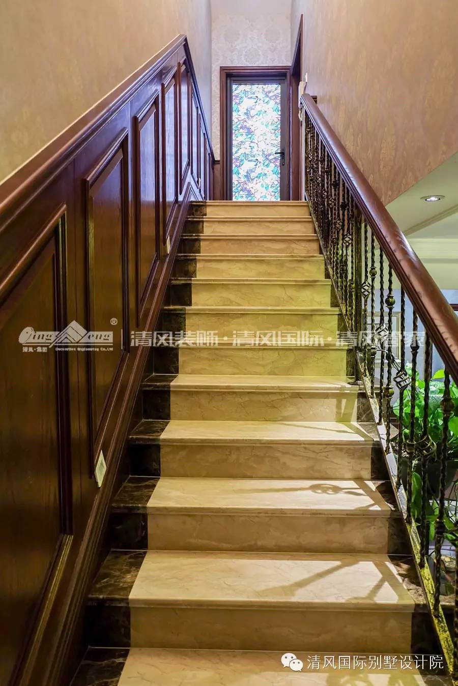 实拍六星彩网站装饰，美式古典样板房，体味得体有度的优雅