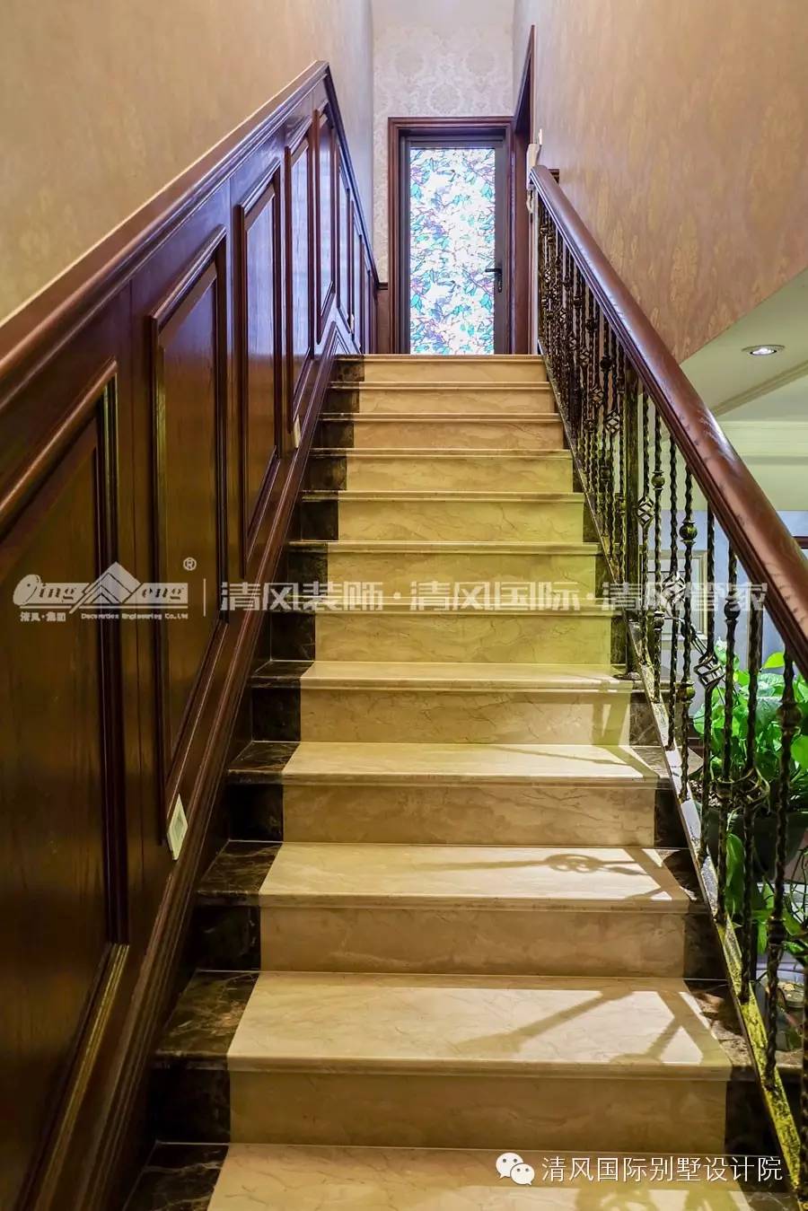 实拍六星彩网站装饰，美式古典样板房，体味得体有度的优雅