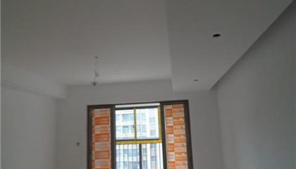 招商雍华府油漆阶段