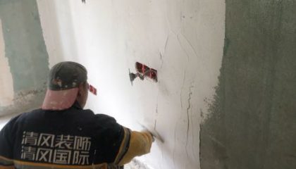 湾上风华油漆阶段