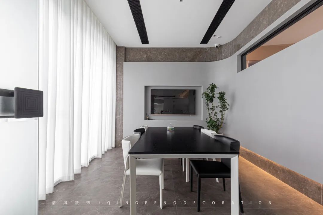 六星彩网站装饰 | 重装自己·只为变得更好！