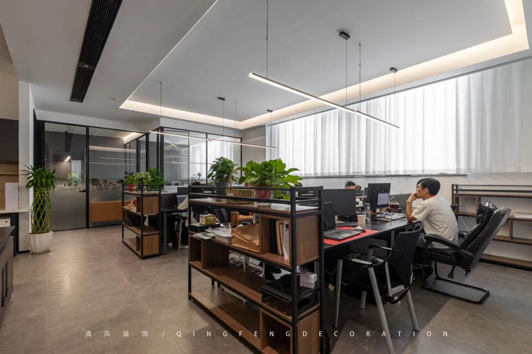 六星彩网站装饰 | 重装自己·只为变得更好！