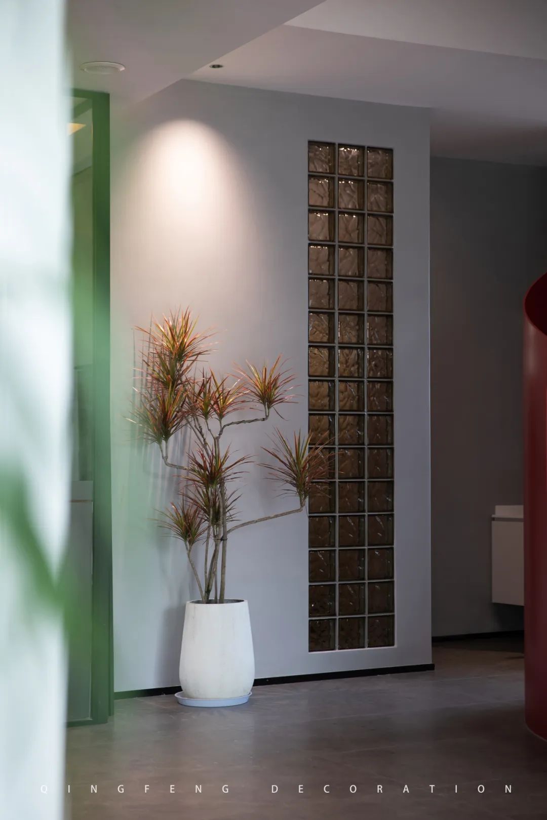 六星彩网站装饰 | 重装自己·只为变得更好！