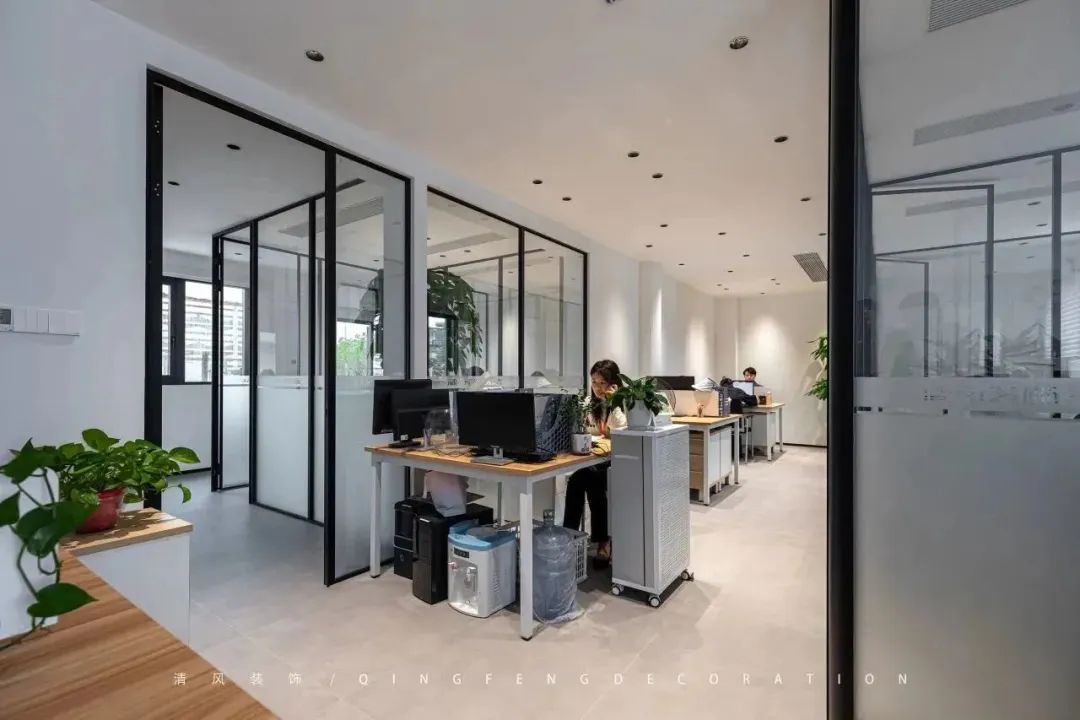 六星彩网站装饰 | 升级蜕变，重新定义自己