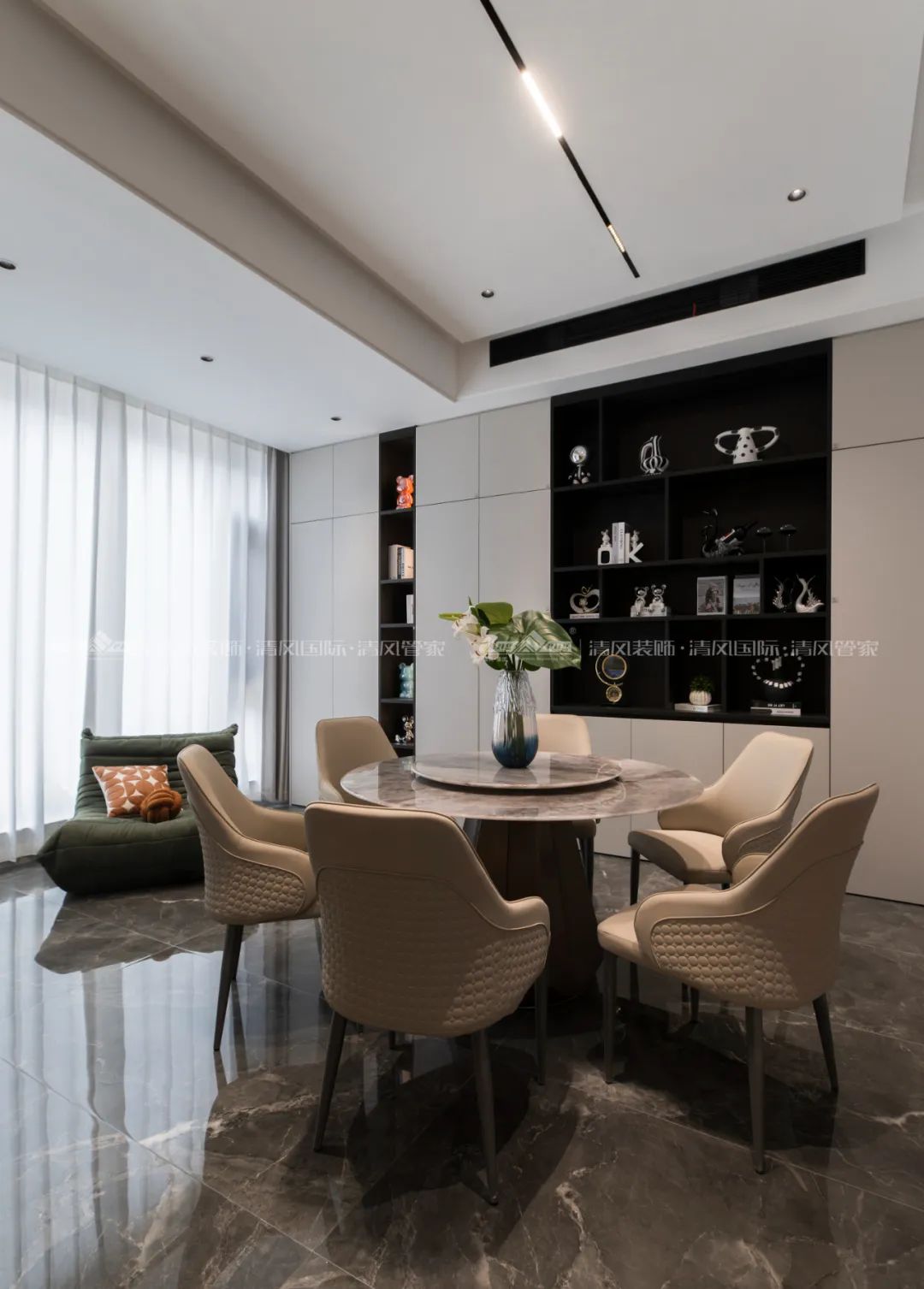 赏·析|396㎡现代简约，自由之邸