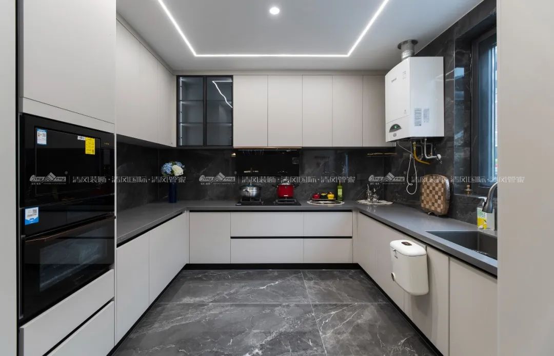 赏·析|396㎡现代简约，自由之邸