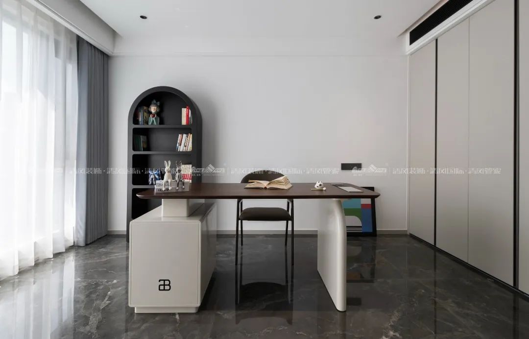 赏·析|396㎡现代简约，自由之邸