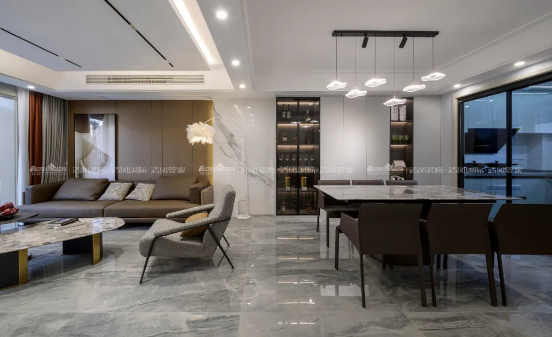 赏·析|396㎡现代简约，自由之邸