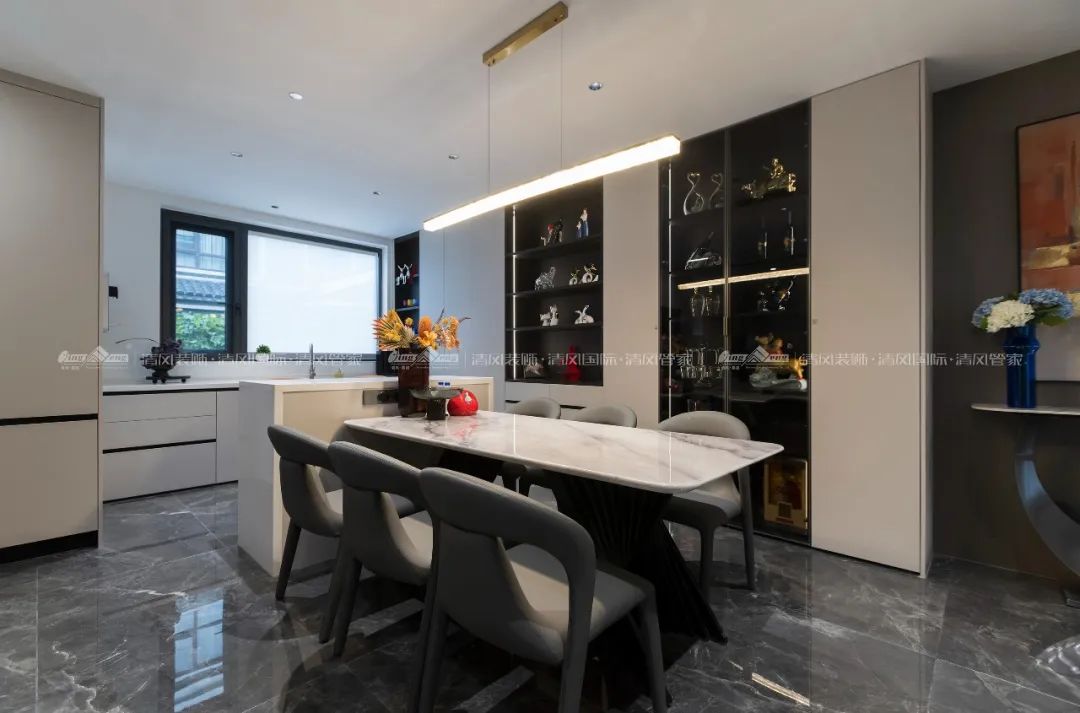 赏·析|396㎡现代简约，自由之邸