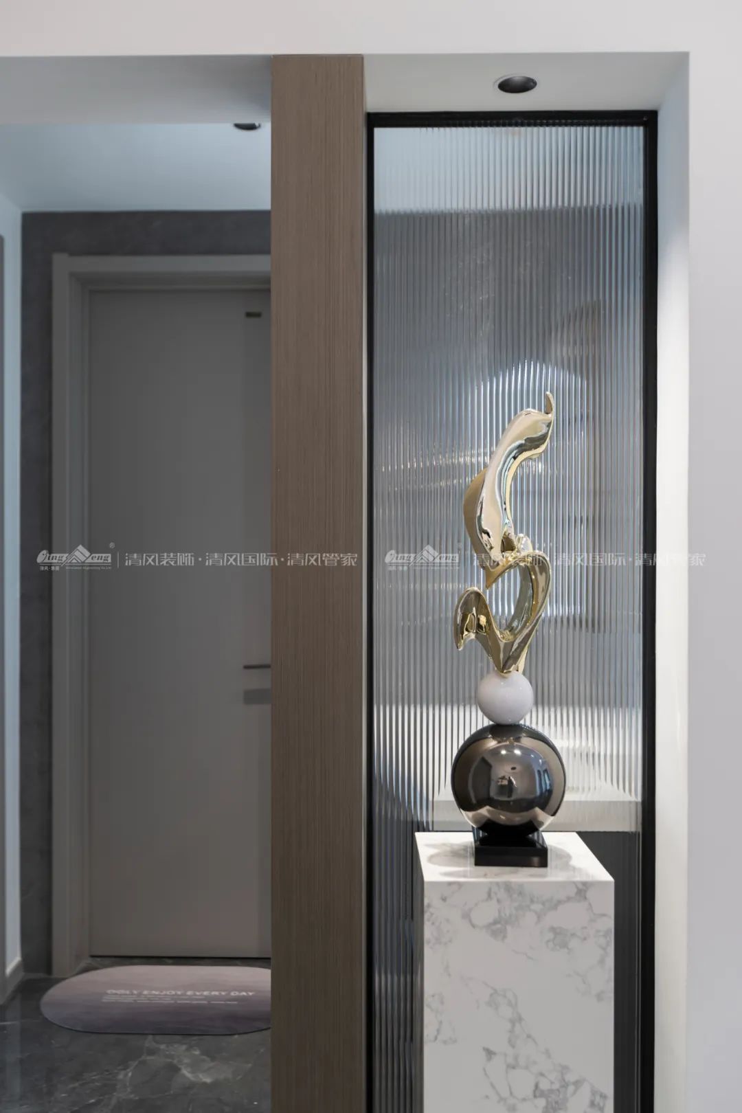 赏·析|396㎡现代简约，自由之邸